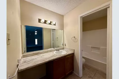 1301 Lovell Drive, Arlington, TX 76012 - Photo 9