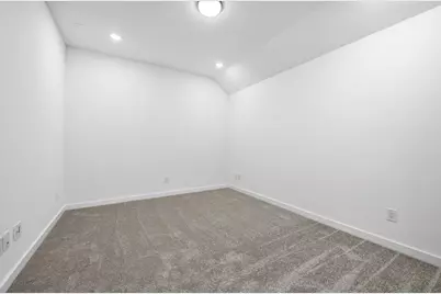 1053 Alberta Spruce Road, Fort Worth, TX 76247 - Photo 25