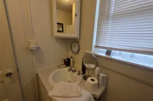 922 Plum St, Graham, TX 76450 - Photo 35