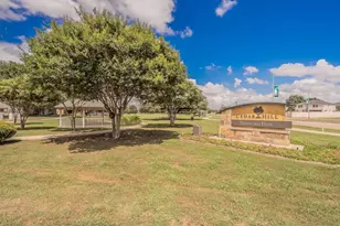 1548 High Pointe Ln, Cedar Hill, TX 75104 - Photo 35