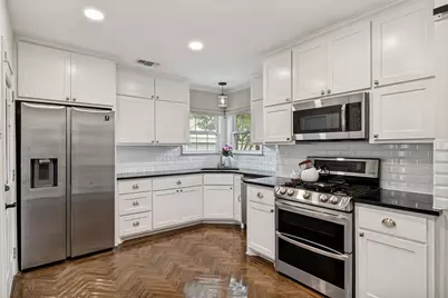 6031 Winton Street, Dallas, TX 75206 - Photo 9