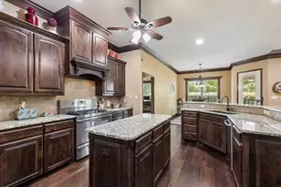 5707 Medinah Dr, Granbury, TX 76049 - Photo 9