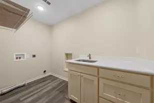 640 Cardinal Dr, Woodway, TX 76712 - Photo 15