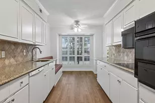 10021 Regal Park Ln, Dallas, TX 75230 - Photo 13