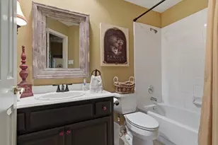 3544 Boxwood Dr, Grapevine, TX 76051 - Photo 7