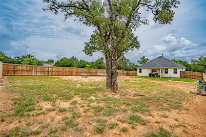 5900 S Lakeside Hills Court, Granbury, TX 76048 - Photo 31