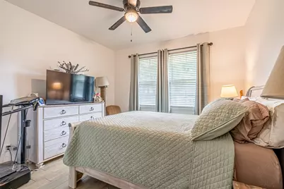 5900 S Lakeside Hills Court, Granbury, TX 76048 - Photo 23