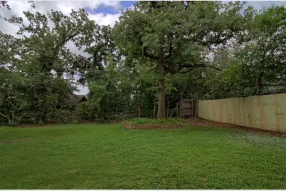 3424 Grady Street, Forest Hill, TX 76119 - Photo 25