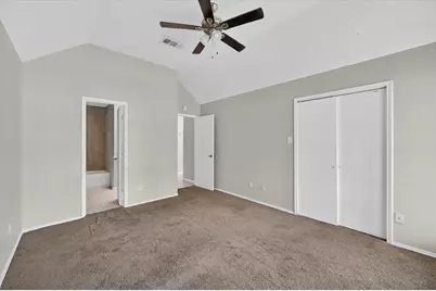 6611 Olivewood Drive, Arlington, TX 76001 - Photo 13