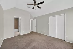 6611 Olivewood Dr, Arlington, TX 76001 - Photo 13