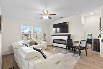 1109 Blossom Court Drive, Princeton, TX 75407 - Photo 5