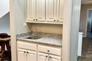 2007 Fleur De Lis Ct, Arlington, TX 76012 - Photo 11