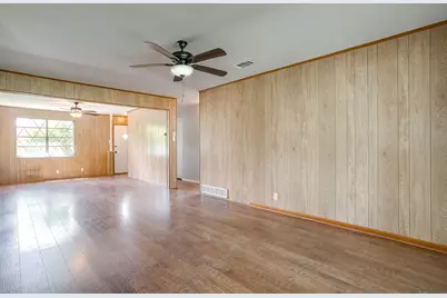 1413 Phillips Street, Cleburne, TX 76033 - Photo 13