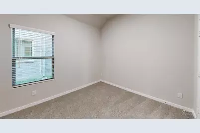 1004 Knox River Drive, Princeton, TX 75071 - Photo 9