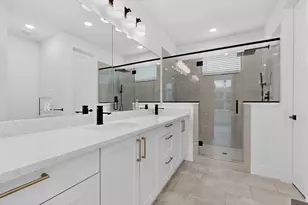 2230 Shea Rd, Dallas, TX 75235 - Photo 1
