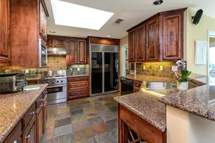 6016 Del Norte Ln, Dallas, TX 75225 - Photo 15