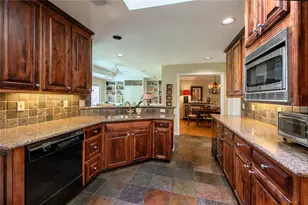 6016 Del Norte Ln, Dallas, TX 75225 - Photo 13