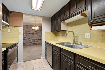 2325 Overland Lane, Arlington, TX 76014 - Photo 7