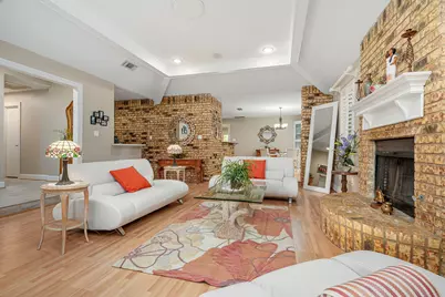 709 Chaffee Court, Arlington, TX 76006 - Photo 9