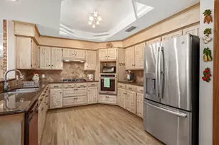 709 Chaffee Ct, Arlington, TX 76006 - Photo 17