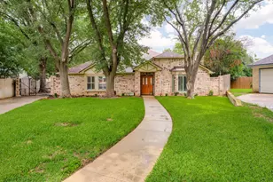 709 Chaffee Ct, Arlington, TX 76006 - Photo 39