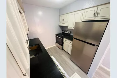 718 S Main Street #4, Paris, TX 75460 - Photo 3