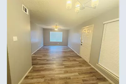 718 S Main Street #4, Paris, TX 75460 - Photo 1