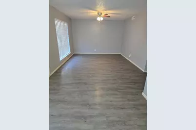 60 W Washington Street #204, Paris, TX 75460 - Photo 5