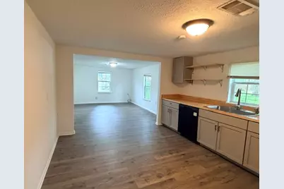 927 W Baker Street, Denison, TX 75020 - Photo 5