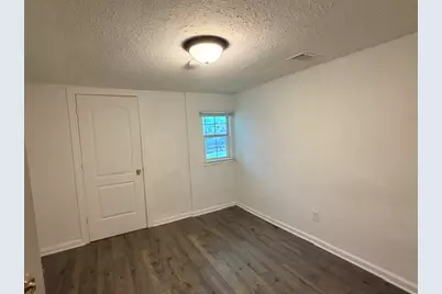 927 W Baker Street, Denison, TX 75020 - Photo 9