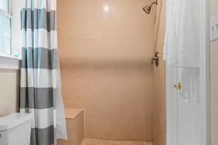 1705 Manchester Dr, Arlington, TX 76012 - Photo 15