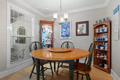 1705 Manchester Drive, Arlington, TX 76012 - Photo 5