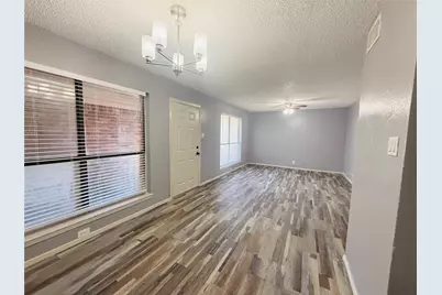 60 W Washington Street #111, Paris, TX 75460 - Photo 1