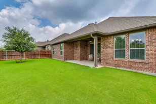 131 Hawks Rdg Trl, Burleson, TX 76028 - Photo 33