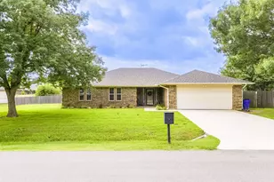 257 Spring Brook Dr, Mansfield, TX 76063 - Photo 1