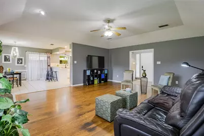 257 Spring Brook Drive, Mansfield, TX 76063 - Photo 7