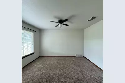 413 N Trail Street, Crowley, TX 76036 - Photo 5
