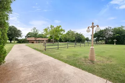 1328 Bear Creek Road, Cedar Hill, TX 75104 - Photo 39