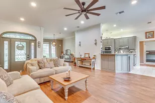 718 W Couts St, Weatherford, TX 76086 - Photo 7