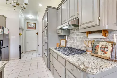 718 W Couts Street, Weatherford, TX 76086 - Photo 9