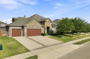 421 Summer Grove Dr, Midlothian, TX 76065 - Photo 9