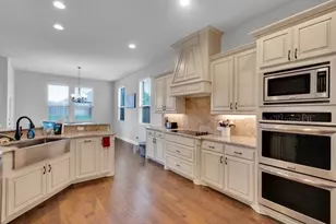 421 Summer Grove Dr, Midlothian, TX 76065 - Photo 3
