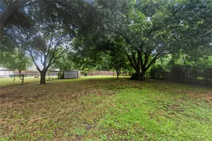 1121 Sam Houston Dr, Garland, TX 75042 - Photo 27