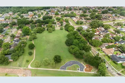 1121 Sam Houston Drive, Garland, TX 75042 - Photo 25