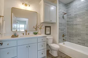 106 Cardinal Woods Ct, Granbury, TX 76049 - Photo 17