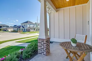 106 Cardinal Woods Ct, Granbury, TX 76049 - Photo 5