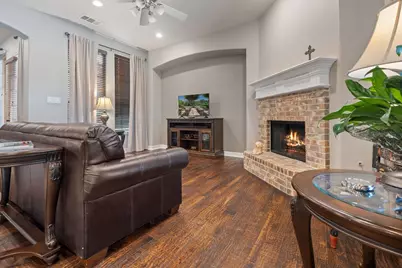201 Joplin Drive, McKinney, TX 75071 - Photo 9