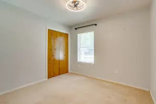 213 Mistletoe Ln, Keene, TX 76059 - Photo 21