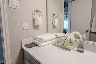 15151 Berry Trail #1410, Dallas, TX 75248 - Photo 17
