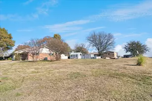 941 Maple St, Howe, TX 75459 - Photo 25